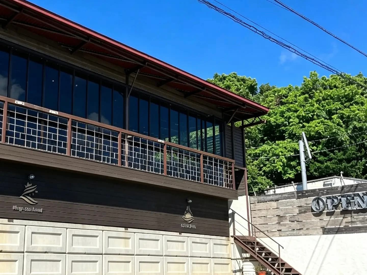 KingsSeaRoad 集合場所 Cafe raise244.の外観（沖縄県うるま市勝連浜）